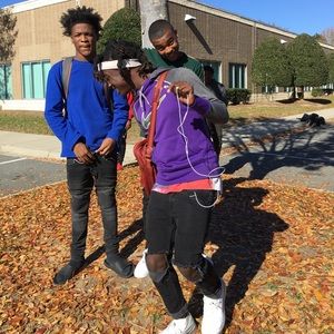 Meet your Posher, Kenyon